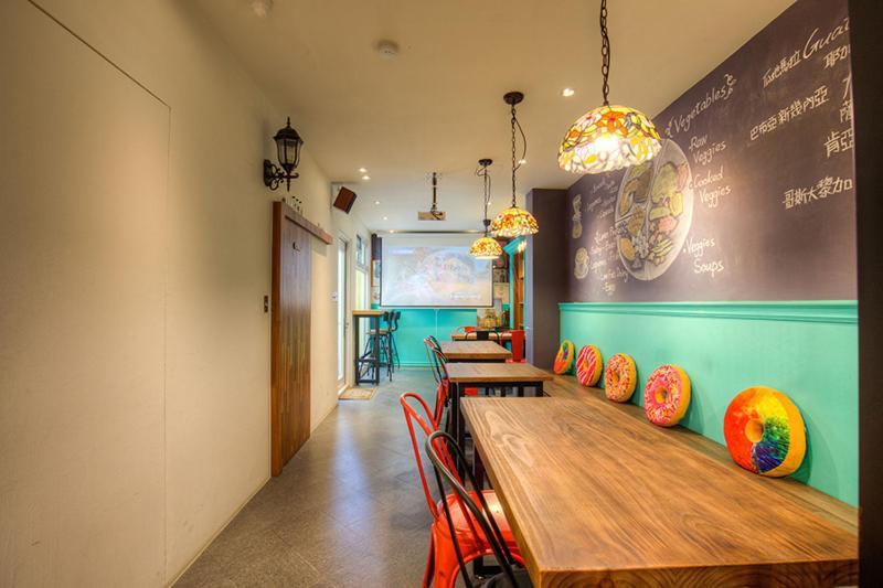 Mydeer Backpacker Hostel Tainan Exterior photo