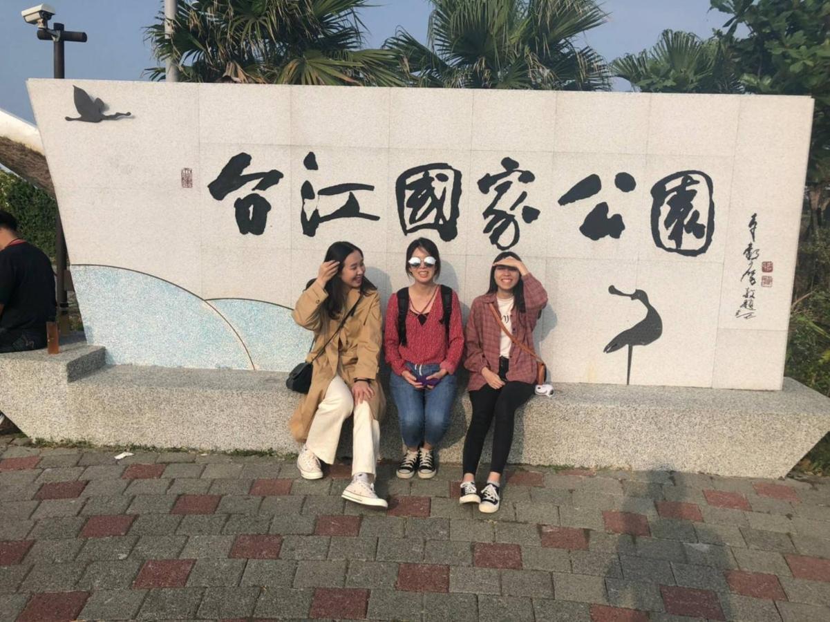 Mydeer Backpacker Hostel Tainan Exterior photo